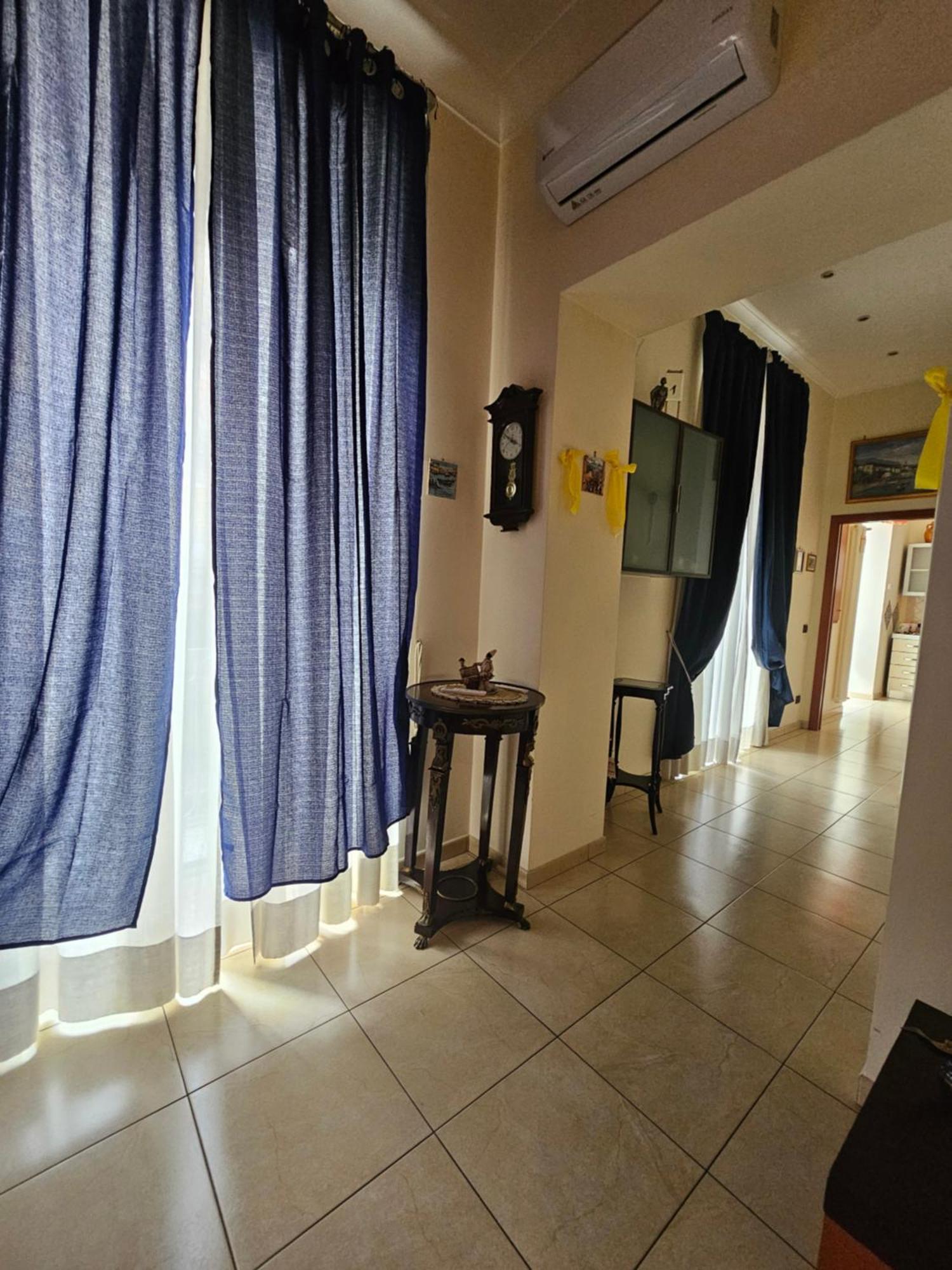 Vomero Inn Neapol Zewnętrze zdjęcie